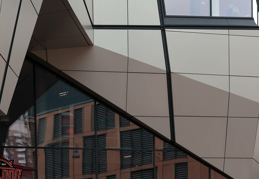 spiegelung 01-sharpenai-softness 20221130 1349646905